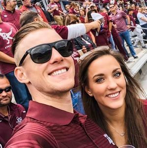 Meet your Posher, Troy